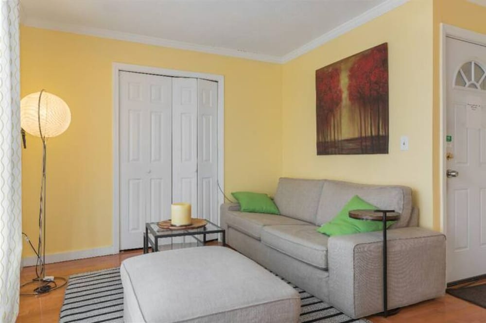 3 bd 2 ba Unit