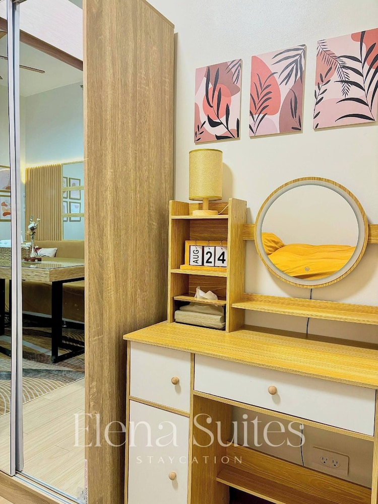 Aesthetic Cozy Stay With Ps4, Netflix & Coffee Nook - Elena Suites Staycation