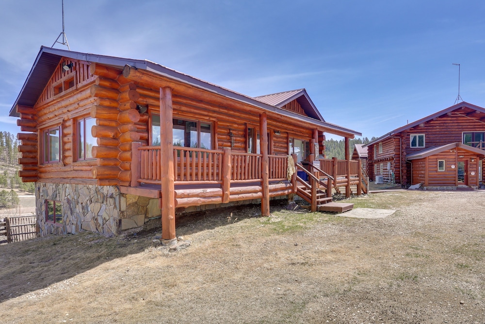 Lead Vacation Rental 16 Mi to Terry Peak Ski Area! view 5