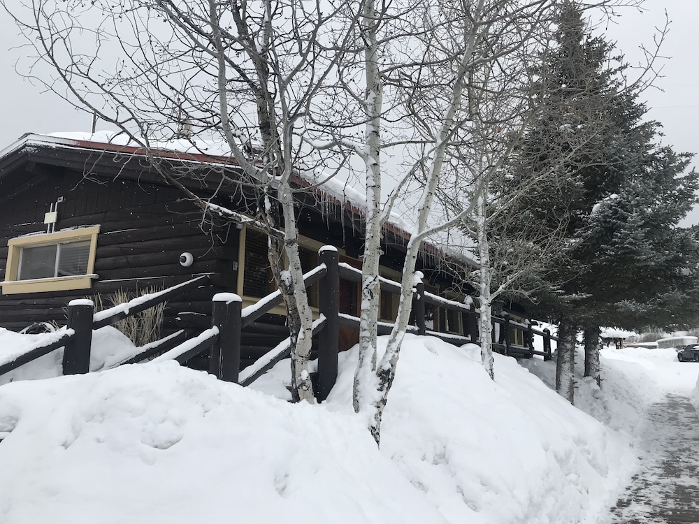 Moran Vacations - Heart 6 Ranch - Property Image 45