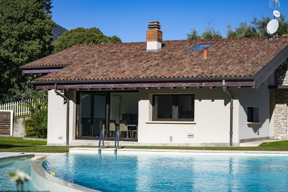 Villa Anna Lake View