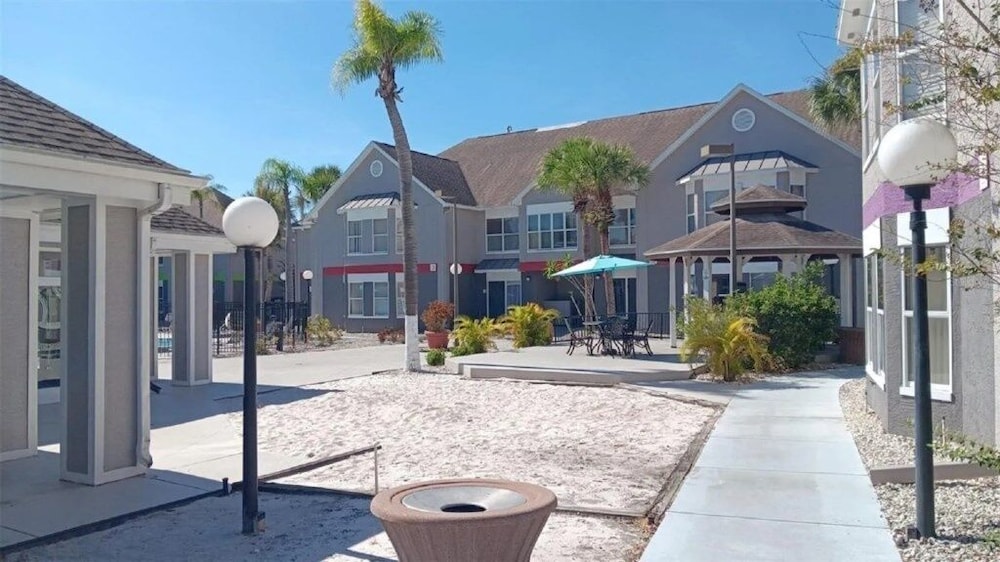 Two Bed Condo In Parkway Palms Resort 2 Bedroom Condo