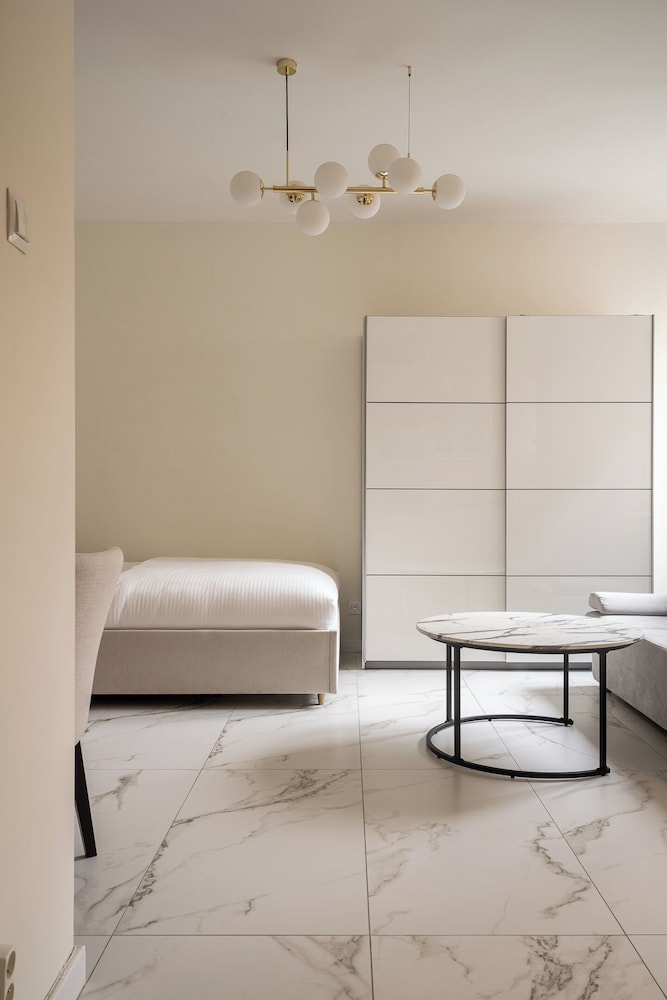 RentPlanet - Apartament Oławska 1