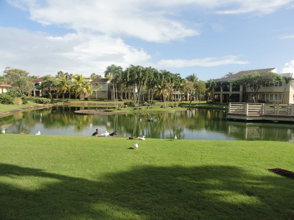 Family Villa Oleana Waterviews Oceanfront With Water and Generator