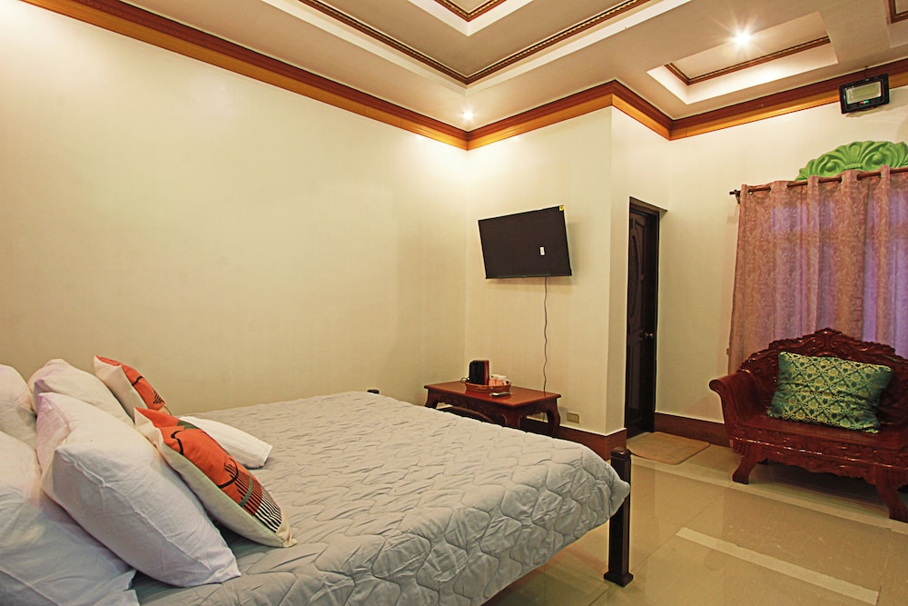 Loboc Airbnb Traveller's Inn