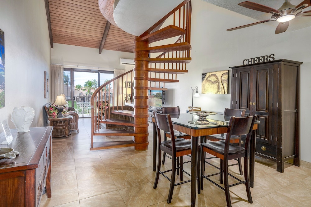 Kamaole Sands 2-406 - Luxurious Renovation - Penthouse Ocean Views - Split AC
