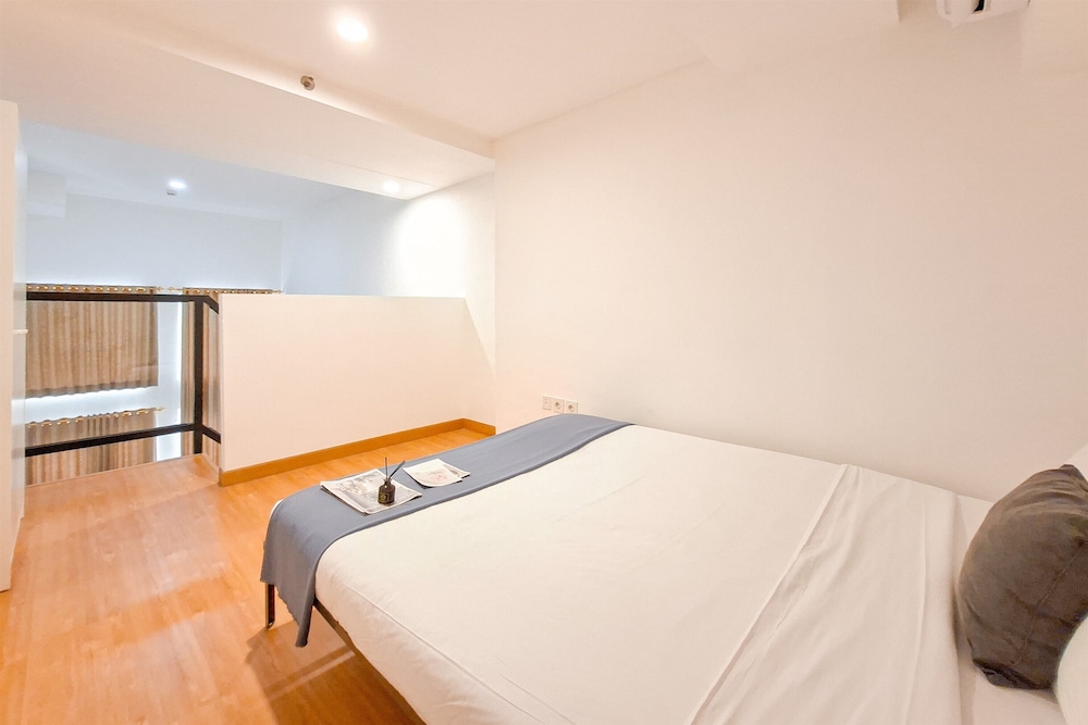 Cozy Stay Studio Loft At Kingland Avenue Apartment