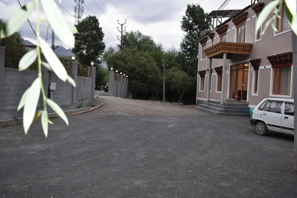 Hotel Stago Ladakh