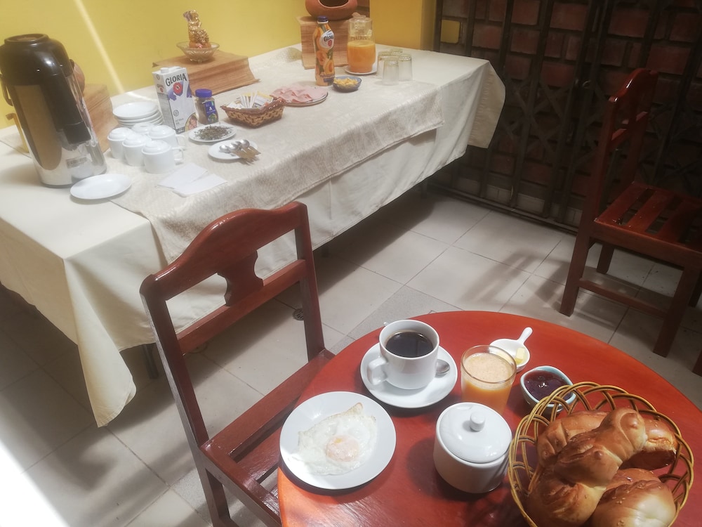 Hospedaje Intiqolla