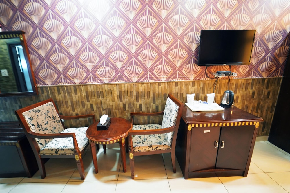 HOTEL INDER PARADISE