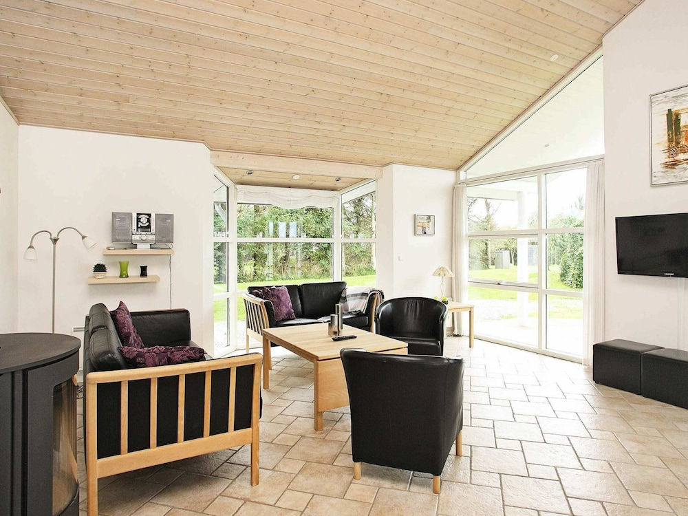 8 Person Holiday Home in Hjorring-by Traum