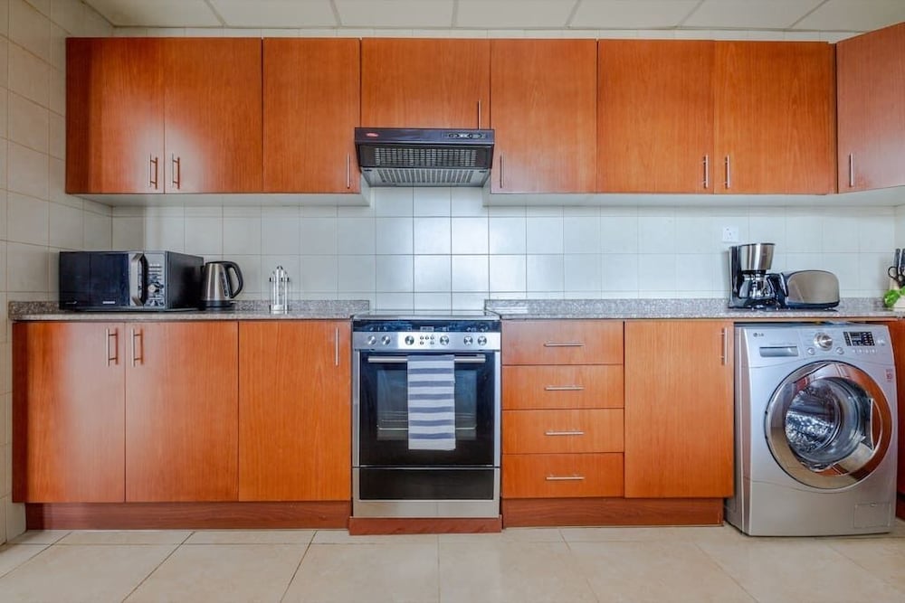 Luxury Living in This Stylish 2BR in Dubai Marina