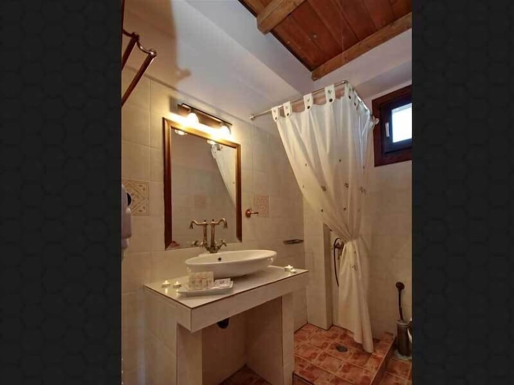 Menalia Villas & Suites