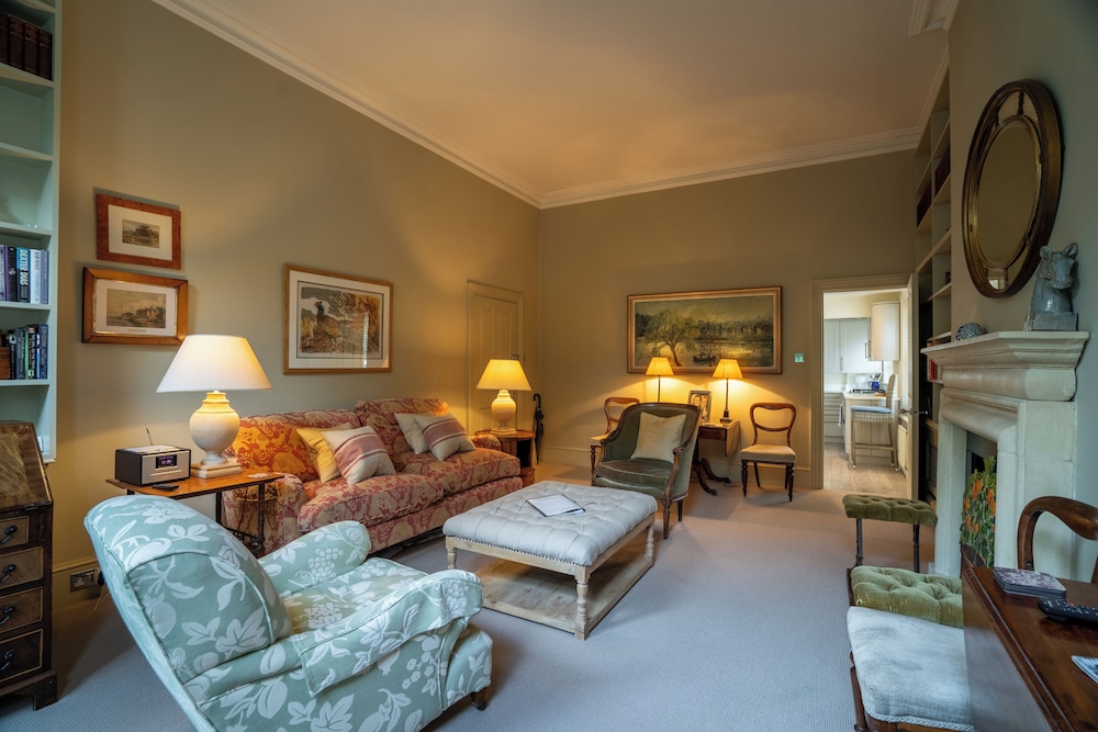 Redcliffe Gardens by Capital view 5