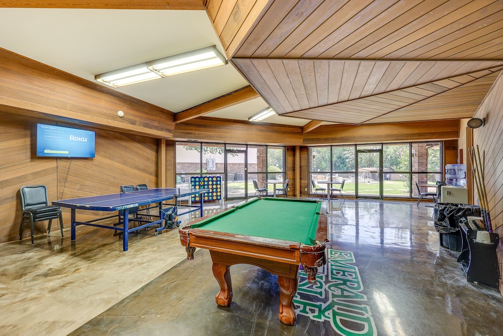 Hot Springs Condo on Lake Hamilton w/ Views! view 3
