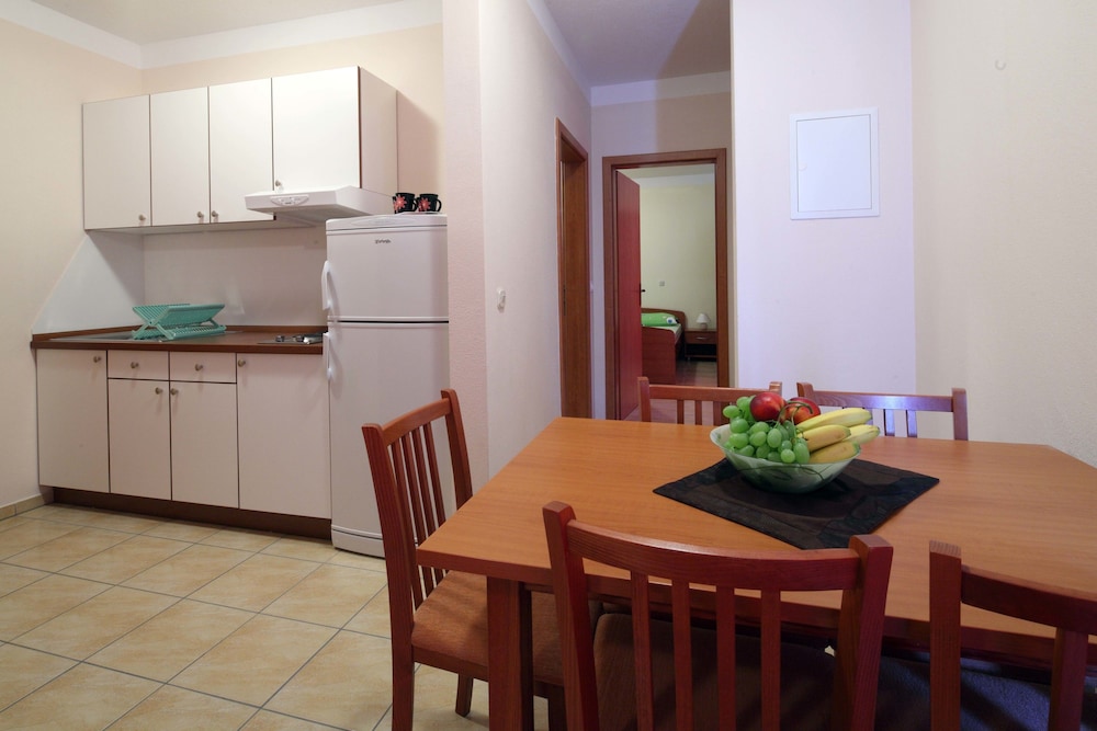 Apartments Vila Adrijana and Fitness Studio Wolf