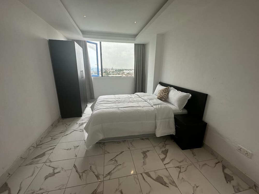 Apex Suite view 5