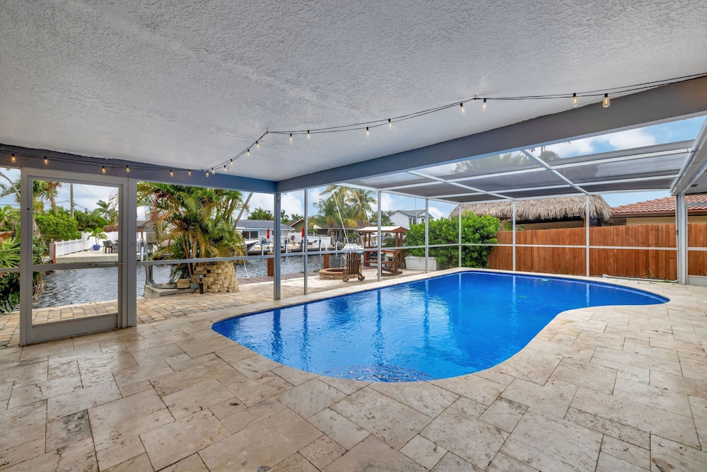Waterfront Paradise Chic 3 BDR