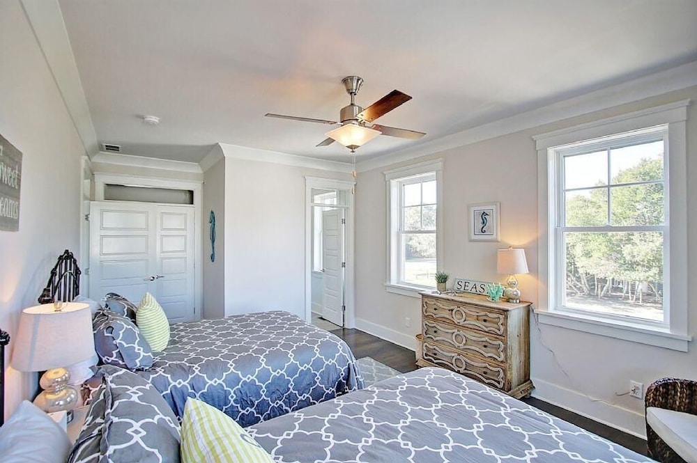 2301 Palm Boulevard view 5