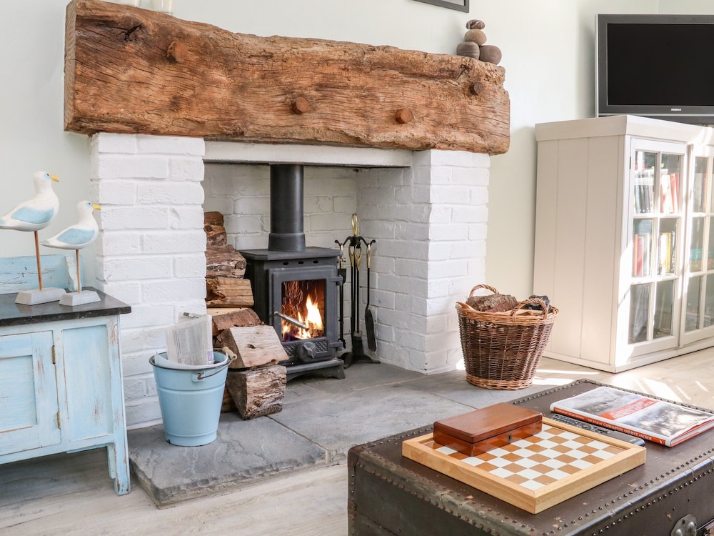 3 Elm Cottage view 4