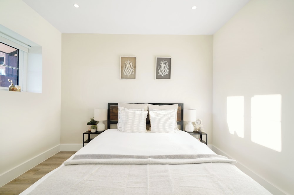 105A Beechwood Grove Flat