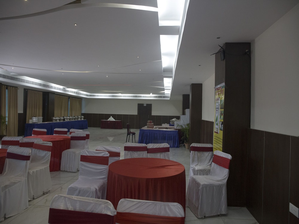 meeting & event spaces