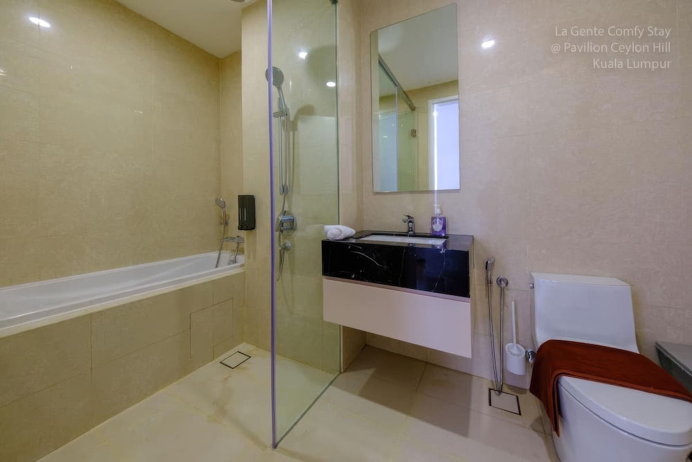 Pavilion Ceylon Hill Suites Apartments KL