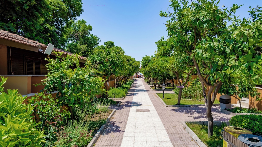 Hotel Ozlem Garden - All Inclusive