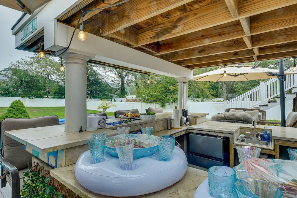 'dreams of Paradise' Luxury Home w/ Pool! - Property Image 19