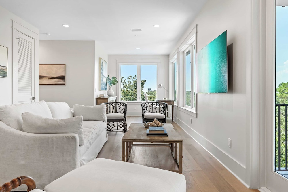 All Decked Out Seagrove by Avantstay Priv Pool+hot Tub, Ocean Views!