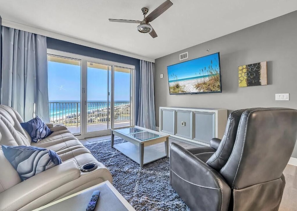 Ariel Dunes II 2204