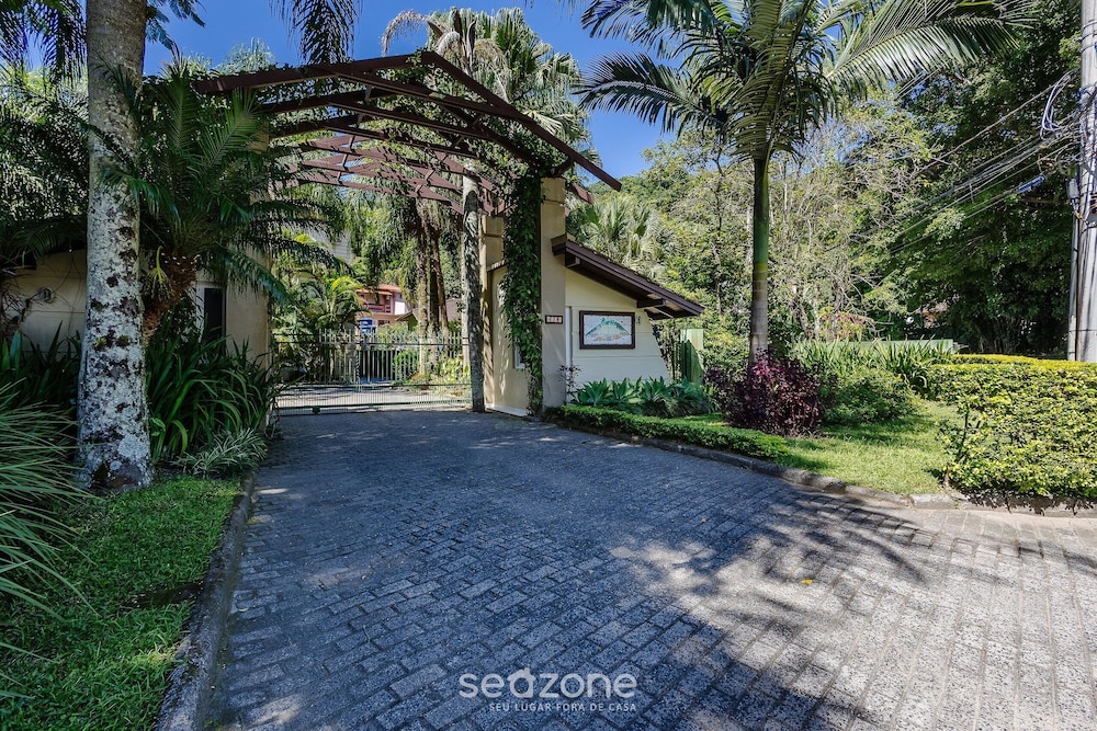 Apartments 450m From Lagoa da Conceicao - CRM