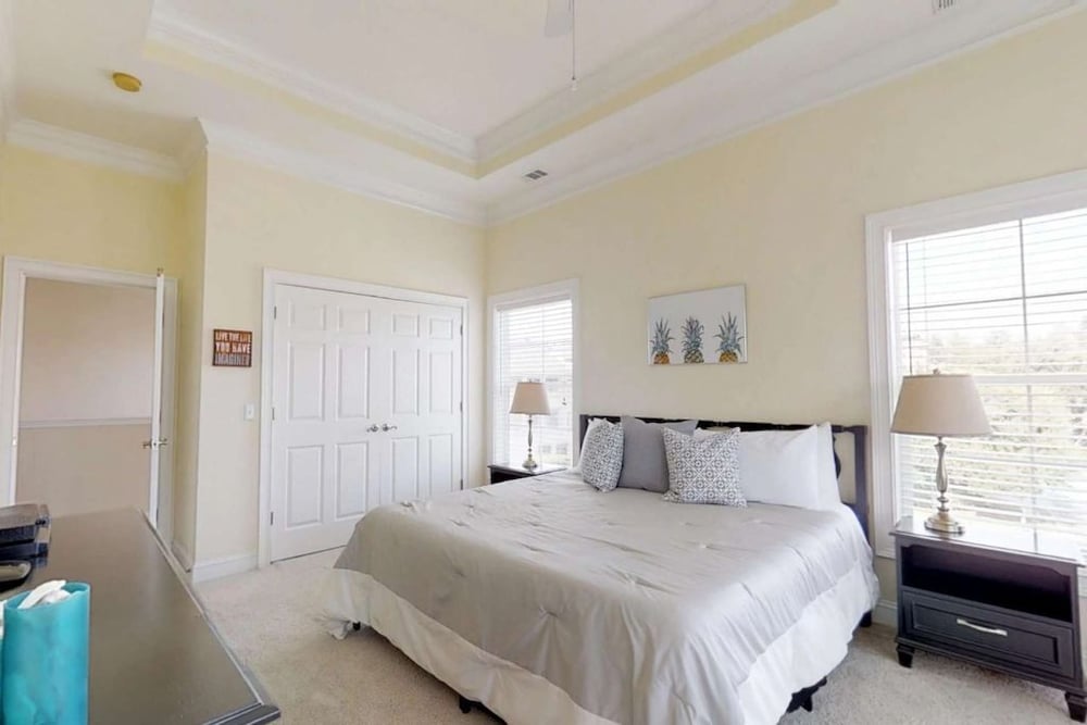 Beaufort Vacations - Palm Breeze 5 Bedroom Holiday Home - Property Image 5