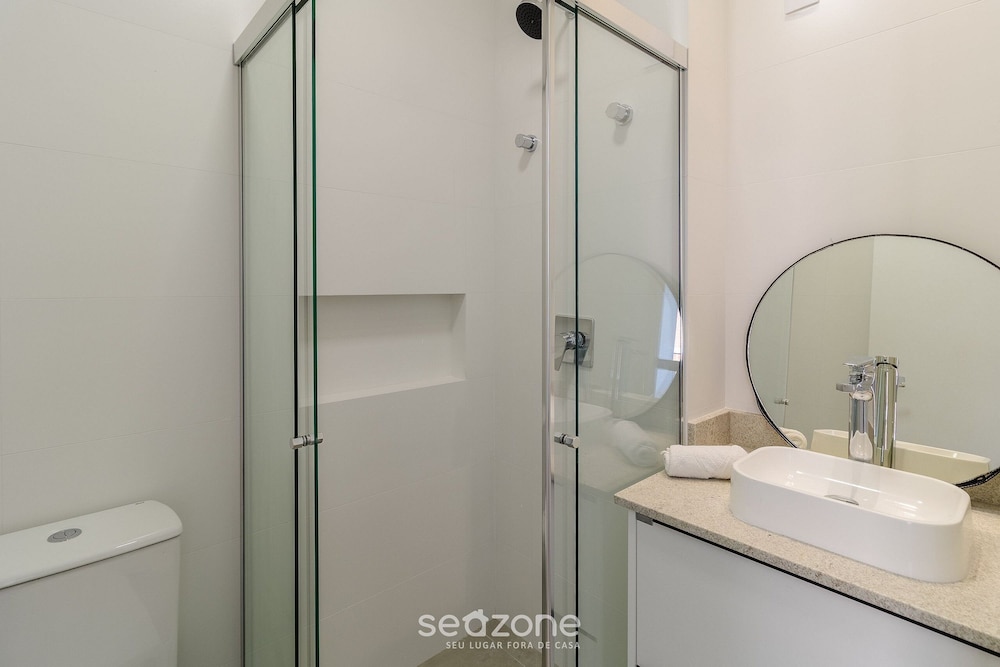 Charming Apartment 210m From Jurere Beach Psj0304