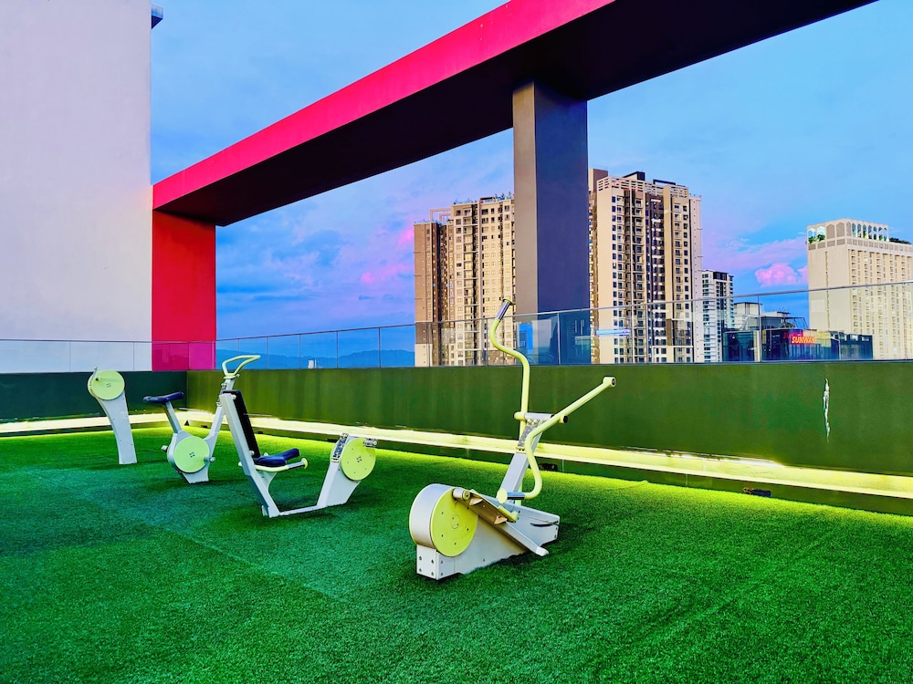 Velocity Suites KL by Rit
