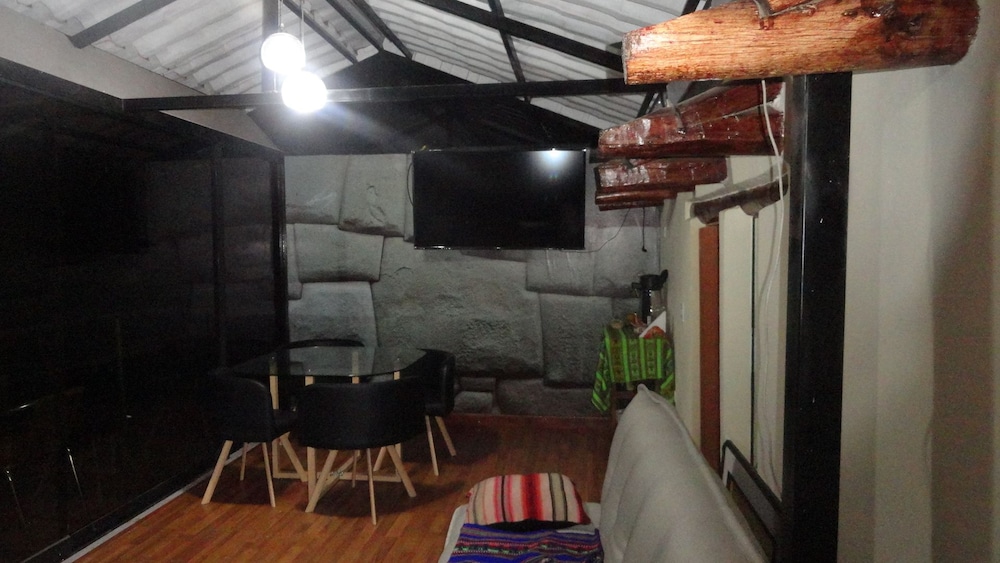 Garden Lodge