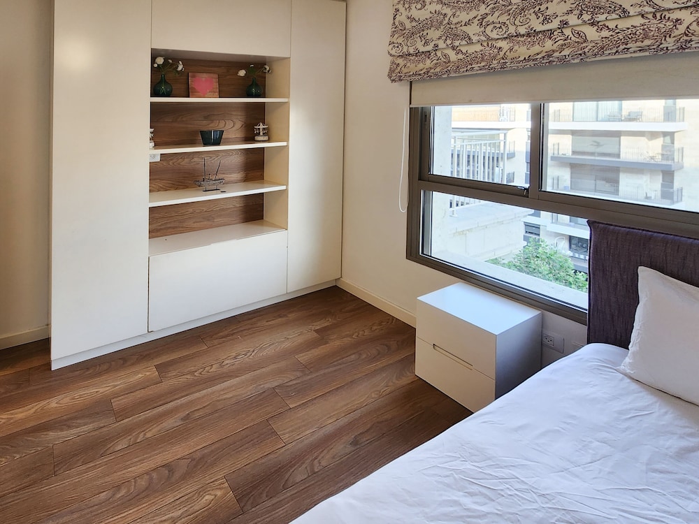 Holiday Luxury Home by FeelHome view 2