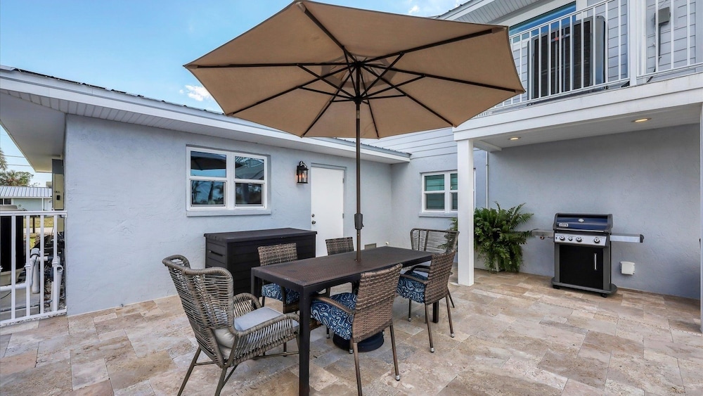 Englewood 3 Bedroom Private Pool+Spa Canal on Lemon Bay Home 3 Home