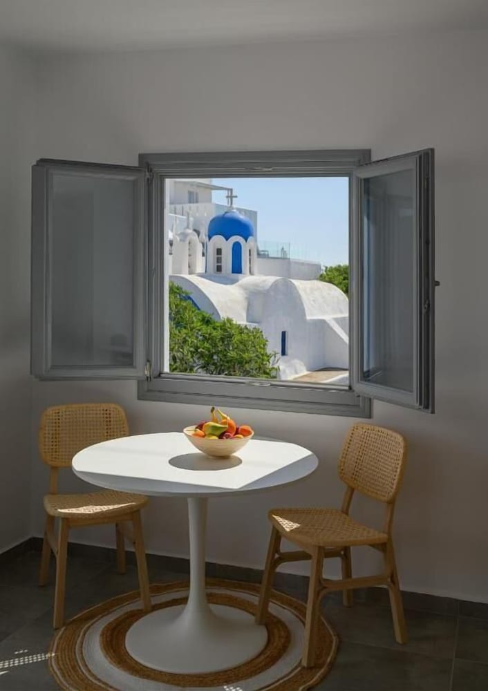 Thoè Oia Suites