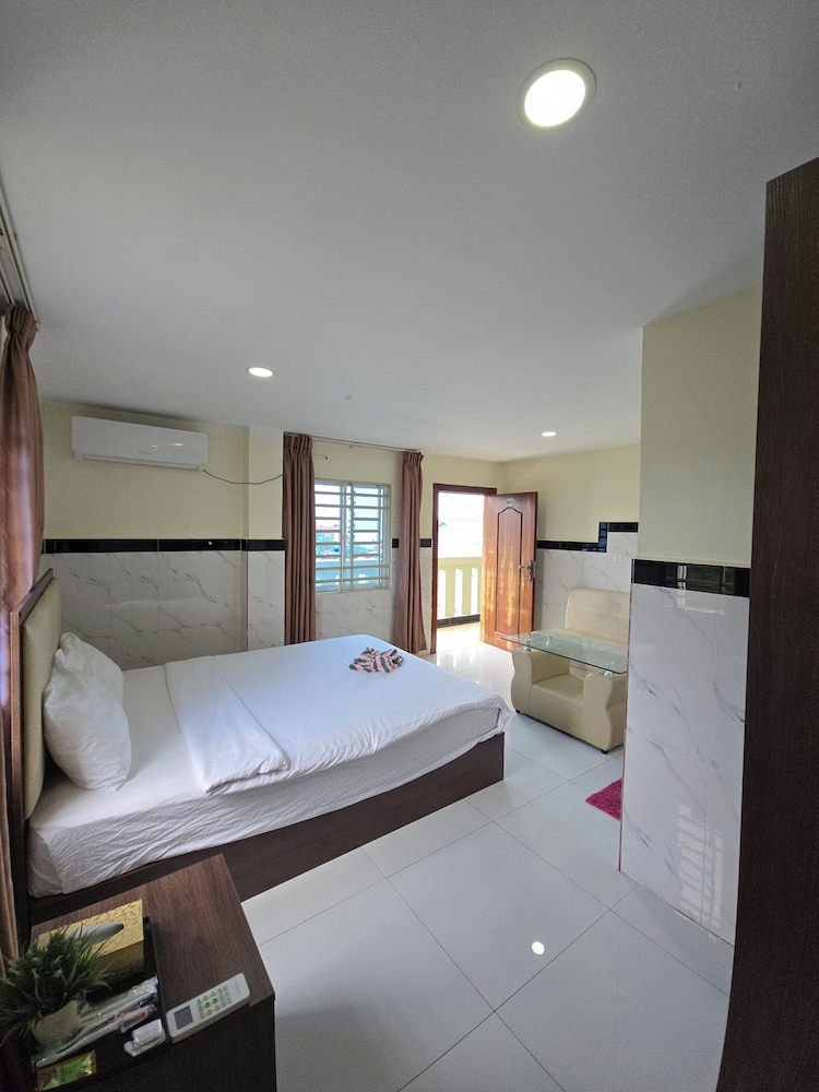 AHHA Residence Kampot