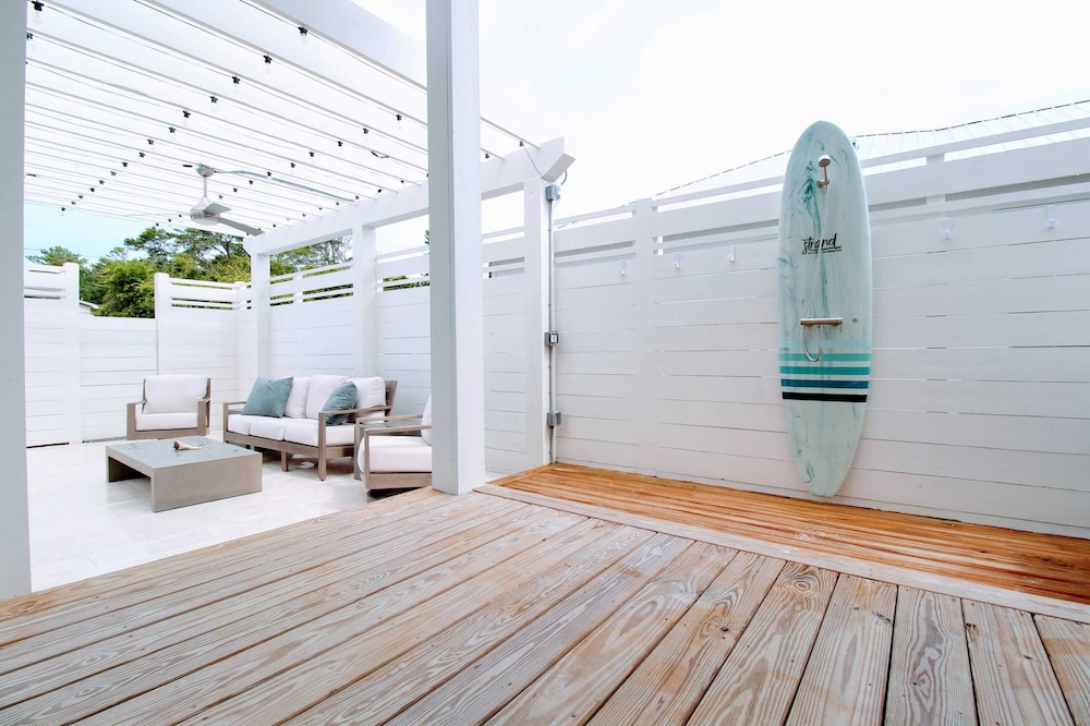 The Flying Pig by Avantstay Private Pool + EV Charger Blue Mountain Luxury