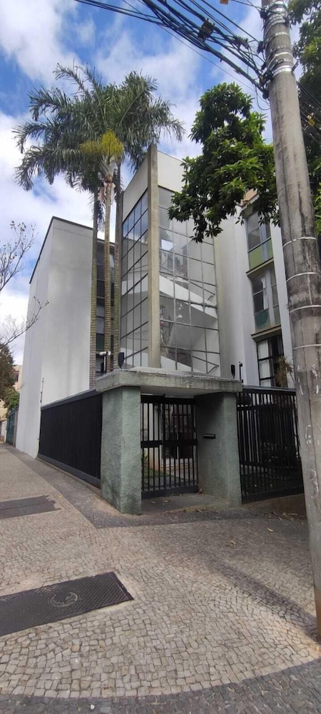 3 quartos na Savassi próximo a SKEMA