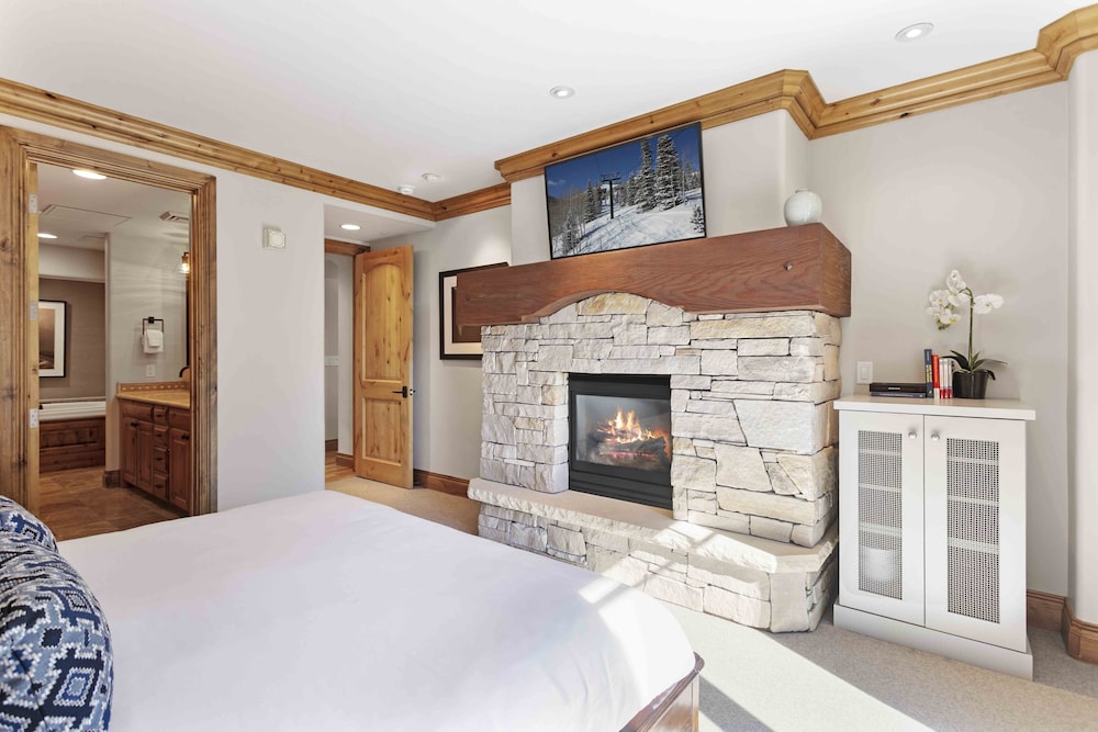 302 - Four Bedroom Silver Strike 4 Condo
