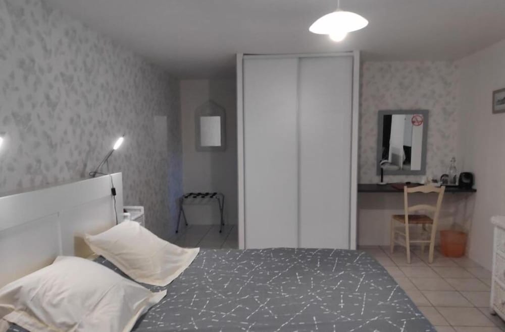 Logis De Chezelles
