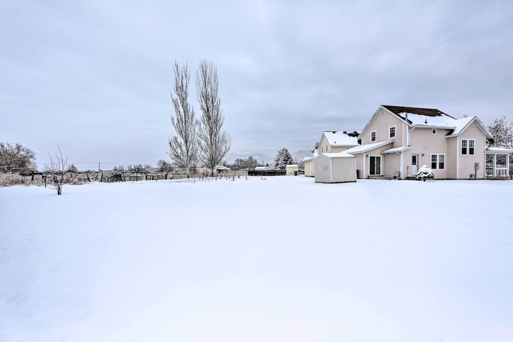 Logan Vacations - Family-friendly Logan Farmhouse w/ Yard  Near USU - Property Image 6
