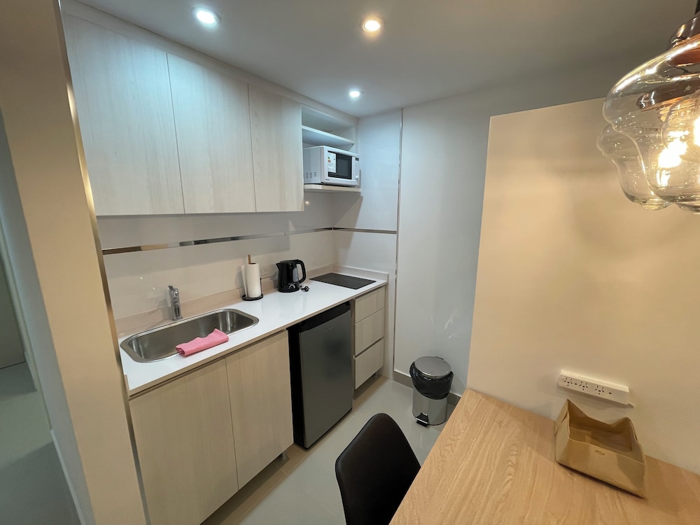 Ayres Suites Moreno