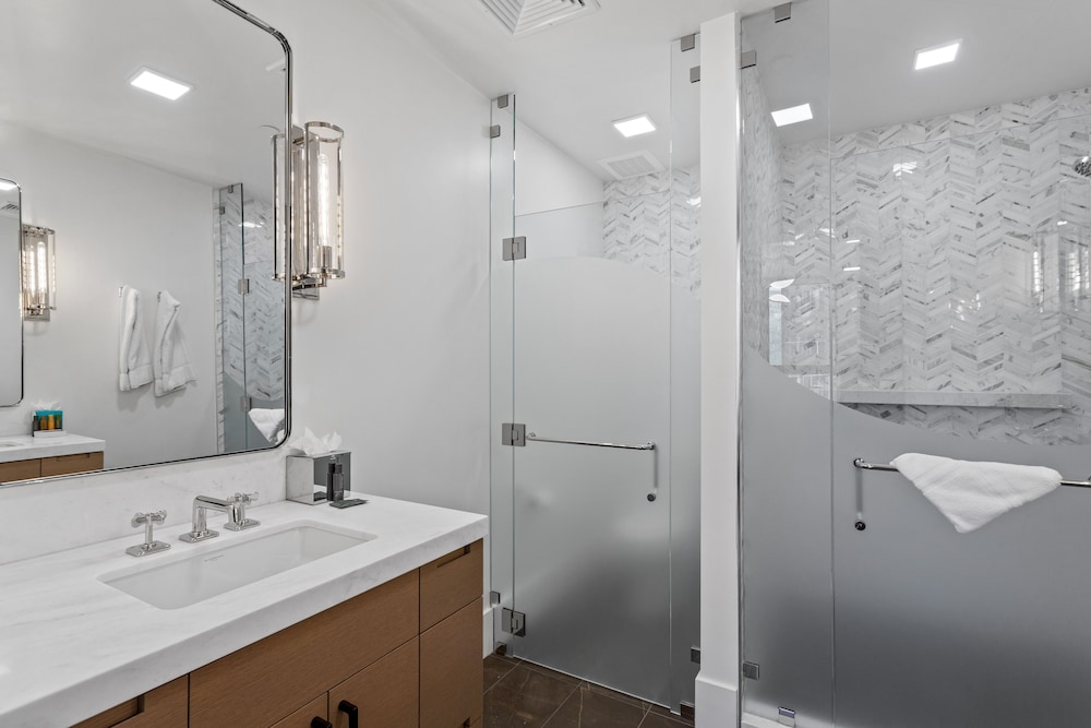 Empire Residences at Deer Valley Resort - Three Bedroom Deluxe Residence #401 3 Condo