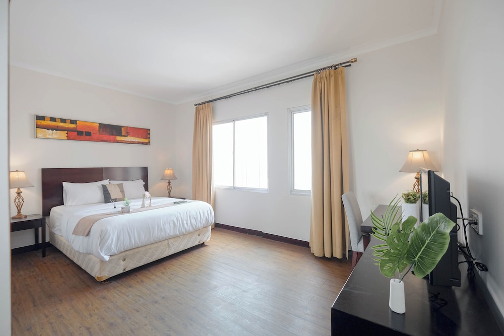 Cozy And Spacious 1Br Apartment At Marina Ancol