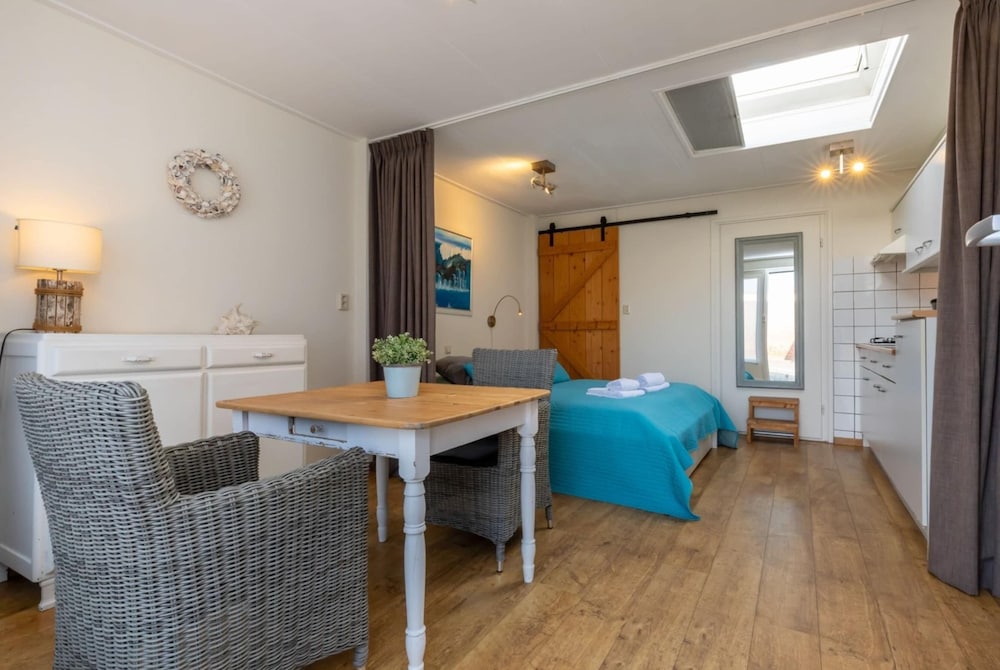 Pet-friendly Escape by the Sea