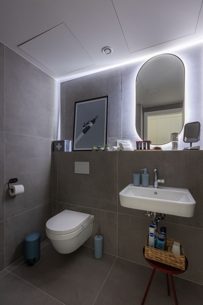 Urban Chic Residences
